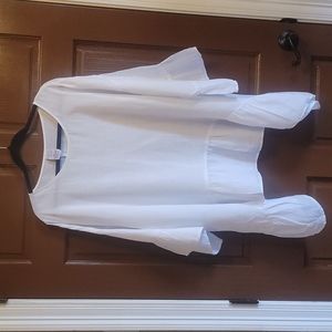 Match Point Linen XL White Top Ruffled Sleeves